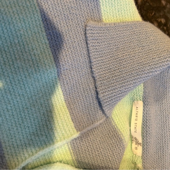 Altar’d State boxy collared v-neck striped sweater. Shorter length. Nautical. M - Picture 13 of 13